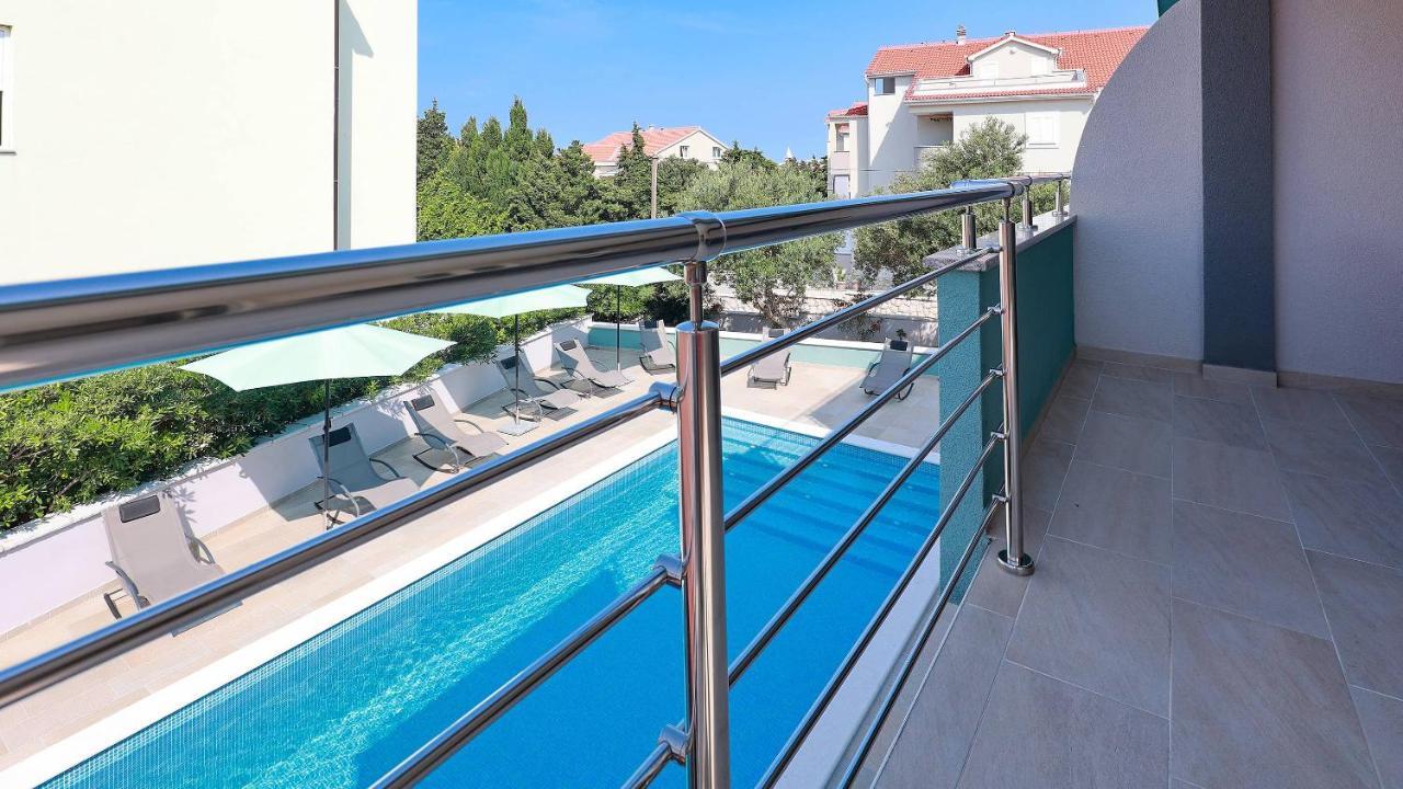 Apartmani Villa Barbara Novalja Bagian luar foto