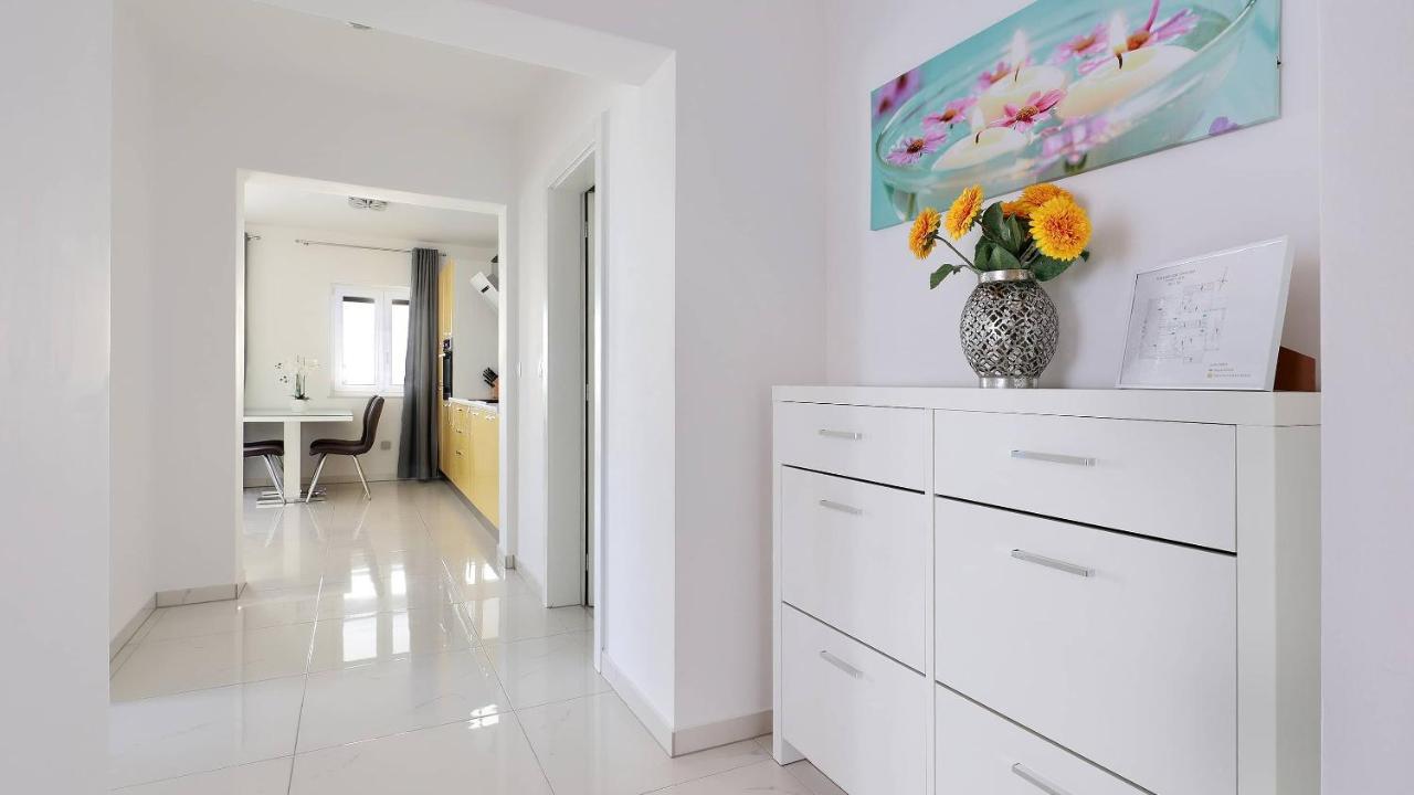 Apartmani Villa Barbara Novalja Bagian luar foto