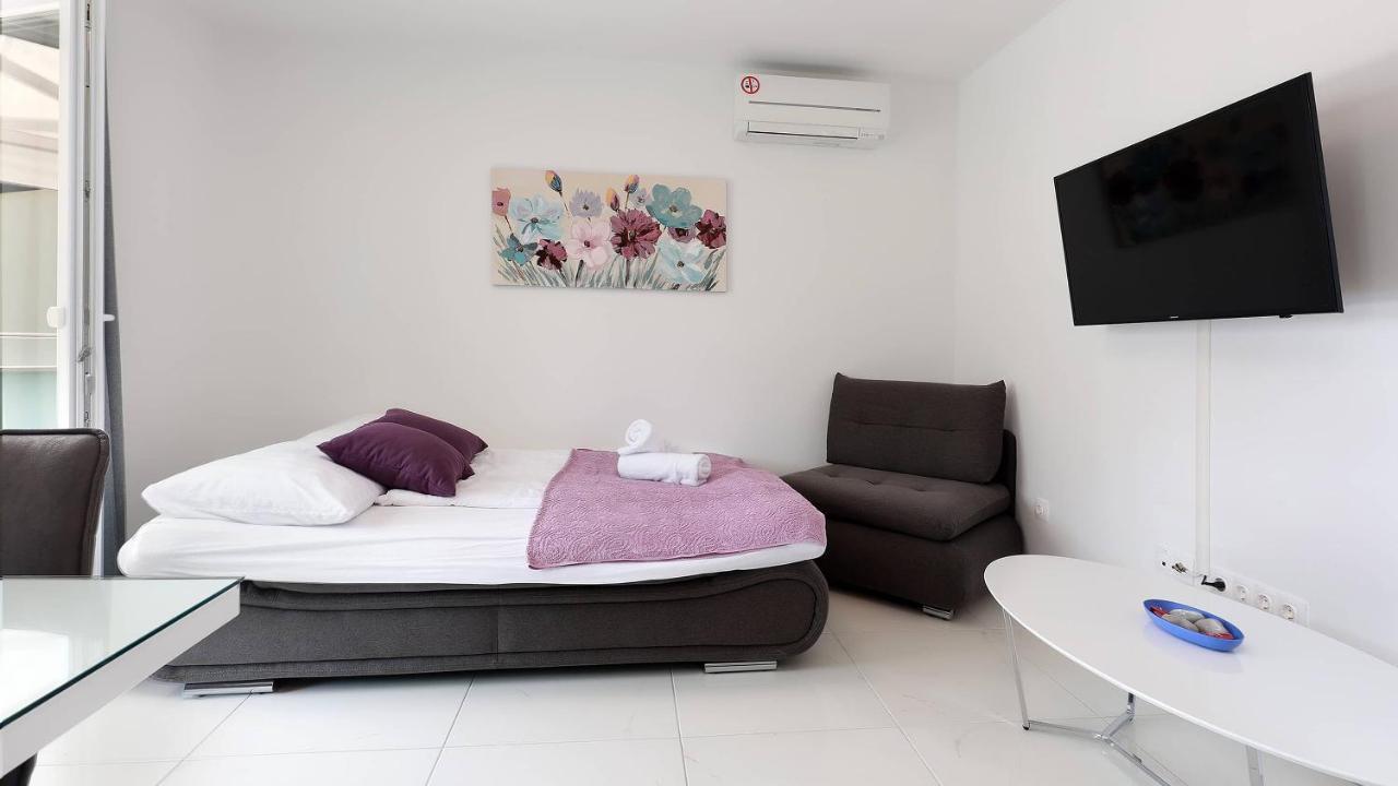 Apartmani Villa Barbara Novalja Bagian luar foto