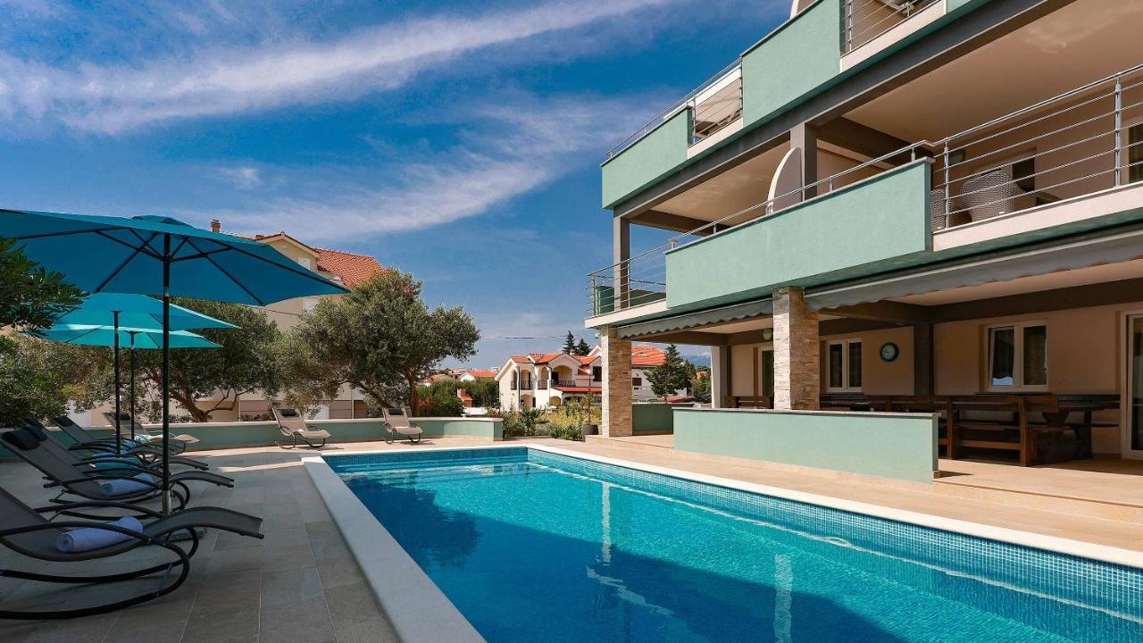 Apartmani Villa Barbara Novalja Bagian luar foto