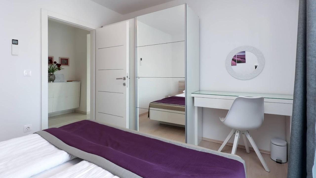 Apartmani Villa Barbara Novalja Bagian luar foto
