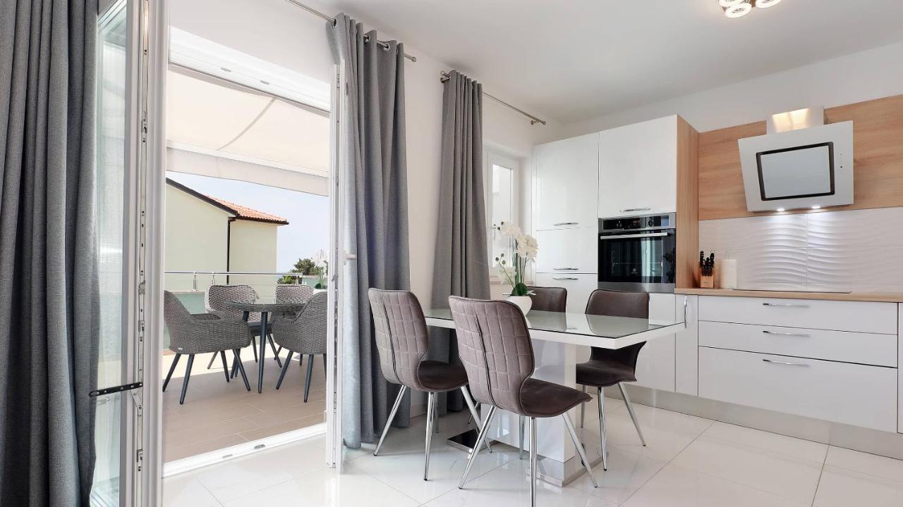 Apartmani Villa Barbara Novalja Bagian luar foto